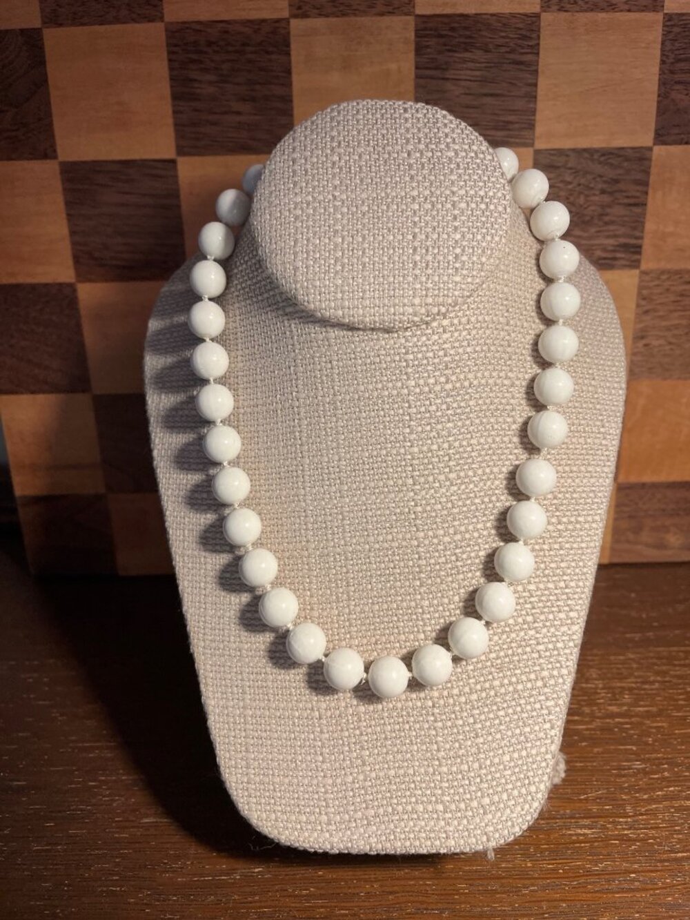 Chunky White Beaded Necklace A727